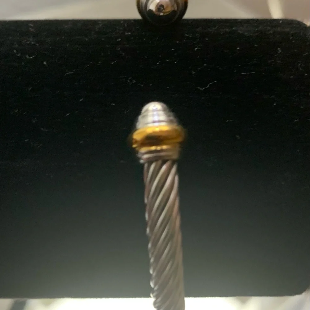 GFB elegant twisted